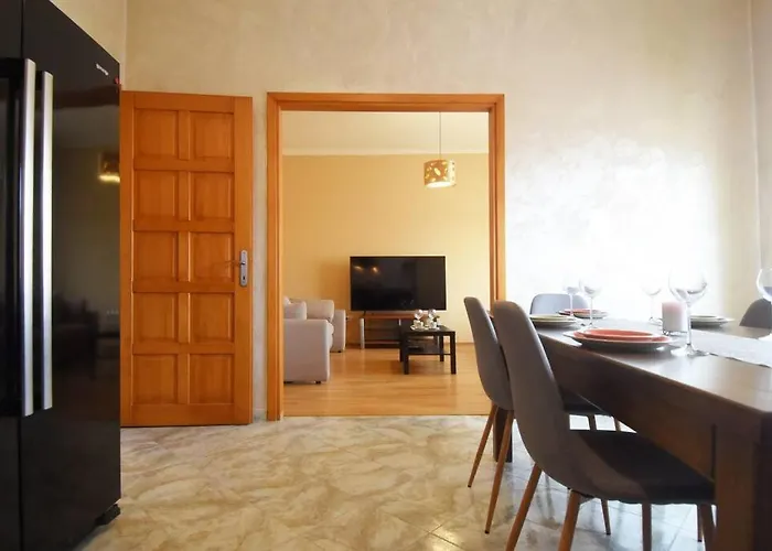 Iris -odlicno Mjesto U Centru Pule Apartment Pula