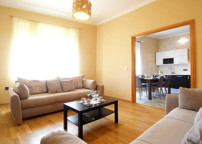 Apartamento Iris -odlicno Mjesto U Centru Pule Pula